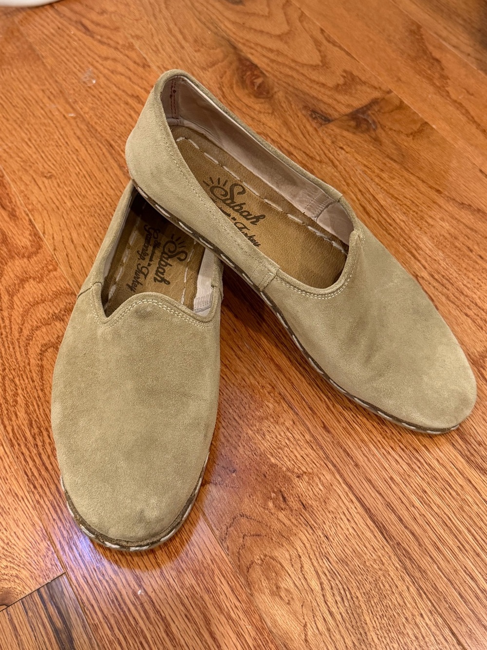 Men’s Olio Green Suede Sabah Slip-On Loafer - Picture 9 of 10